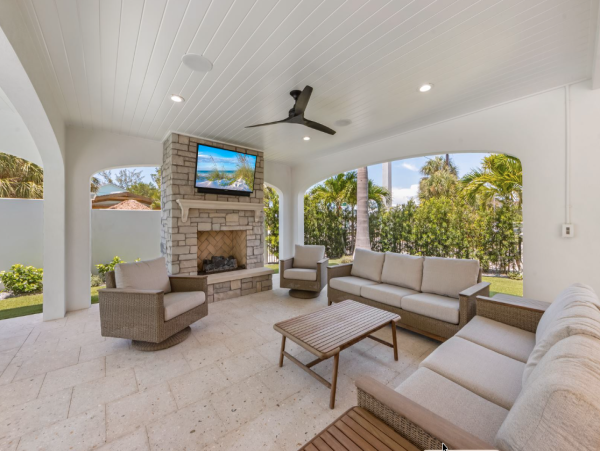 Luxury Beach Retreat on Anna Maria Island - Unforgettable Getaway